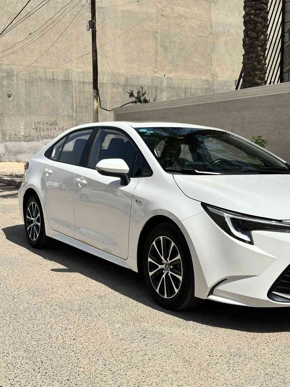 للبيع | كورلا هايبرد 2025 خليجي
شكل ألامريكي

✅ زيرو ماشية — فقط 3895 KM
✅ السيارة بحالة الوكالة
✅ فول مواصفات
✅ فتحة سقف
✅ كاميرا 360 (دوراه)
✅ حساسات أمامية وخلفية
✅ بصمة وتشغيل ذكي
✅ مكفولة كفالة عامة
✅شاشة بلادية كبيرة

السعر 157$ وبي مجال

العنوان بغداد - الدورة شارع 60 

+964 772 106 7335
