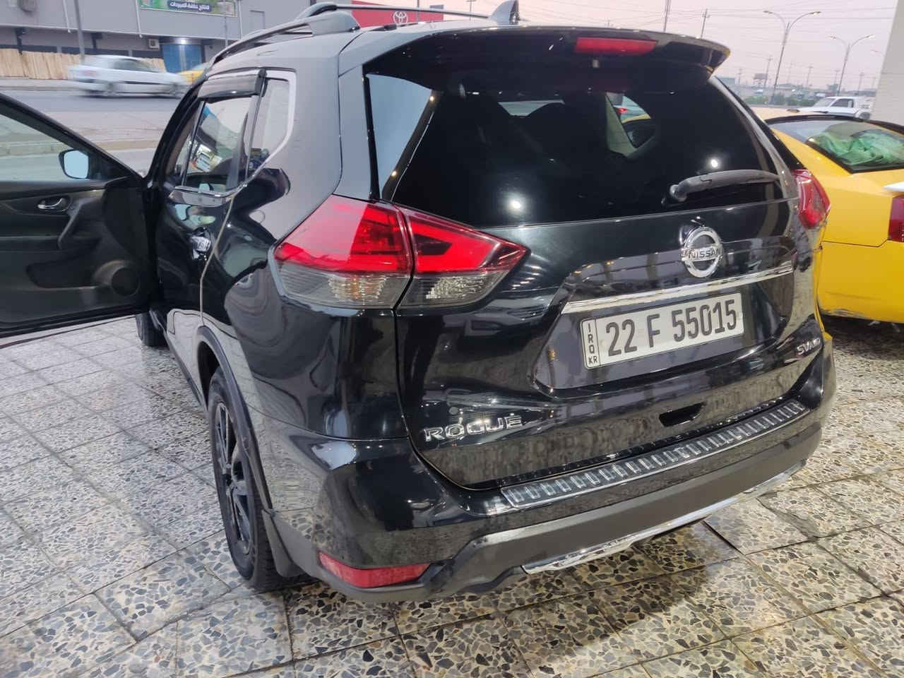 نيسان روج وارد امريكي 2017 فور ويل لون أسود 
الضرر باب السكن مصبوغ باب خلف الخلفي 
جهة السكن مبدل بلادي نفس اللون الكير 
مبدل بكير جديد cvt موديل 2021 
الايرباكات اثنين اثنين طاكات من الحادث البردة 
ومرجعات سستم 
السيارة نظيفة جداد جدا 

🛑 السعر سوي تعليق يصل مباشرة 🤖 

ماشية 182الف كيلو متر قابل للزيادة
والكير والمحرك ممتاز وبشرط فحص 
مكان السيارة الموصل

رقم صاحب السيارة 
***********
