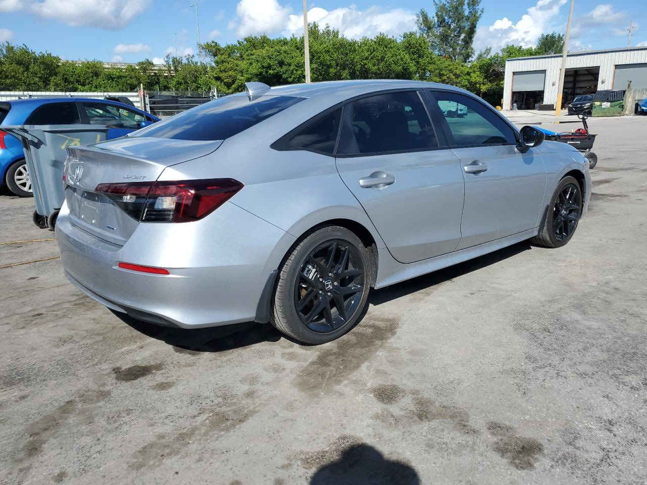 السلام عليكم
للبيع هوندا سيفيك 2025 

موعد الوصول 2/25 

تستلم واصل للحره ب 135 ورقه 

للاستفسار ***********
