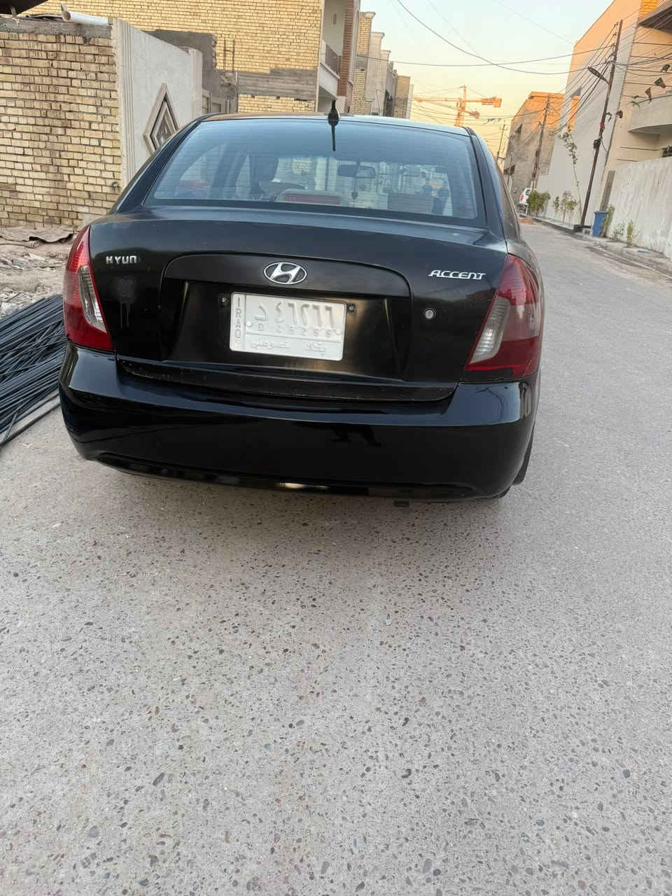 سلام عليكم اكسنت موديل 2007 رقم بغداد السيارة بسمي مكينه 1600 مكينه ما مفتوحه كير كلشي ما بي السياره نضيفه  بيه ضربه بل جنطه وارد أمريكي السياره تبريده شغال  هاذ رقمي المكان بغداد الدوره السعر ٧٥ او بيه مجال قليل هاذ رقمي ***********
