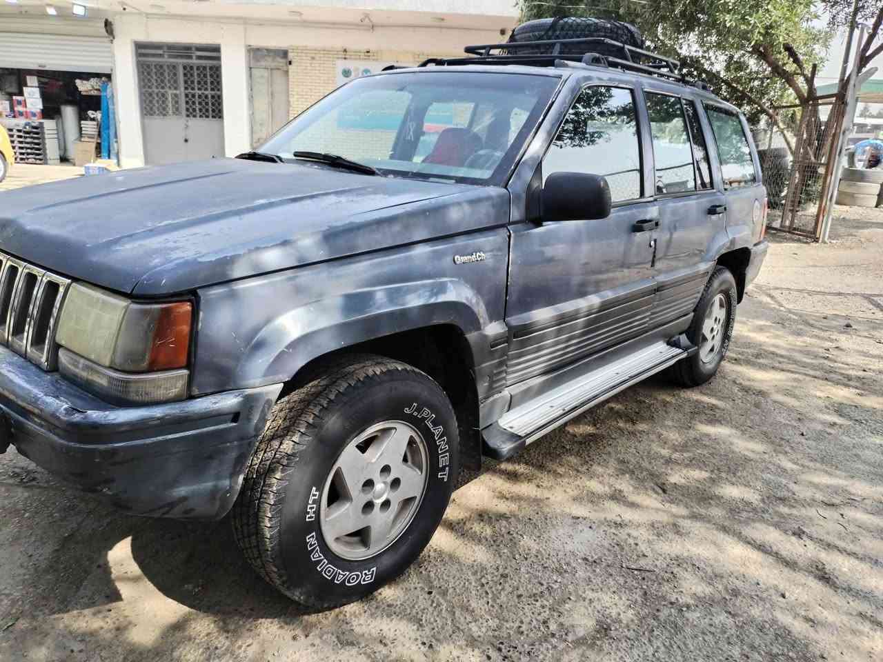 جيب شيروكي موديل 95 سنويه مشروع وطني محور ياباني سياره جاهزة السعر 36 العنوان بغداد شارع فلسطين موبايل ***********
