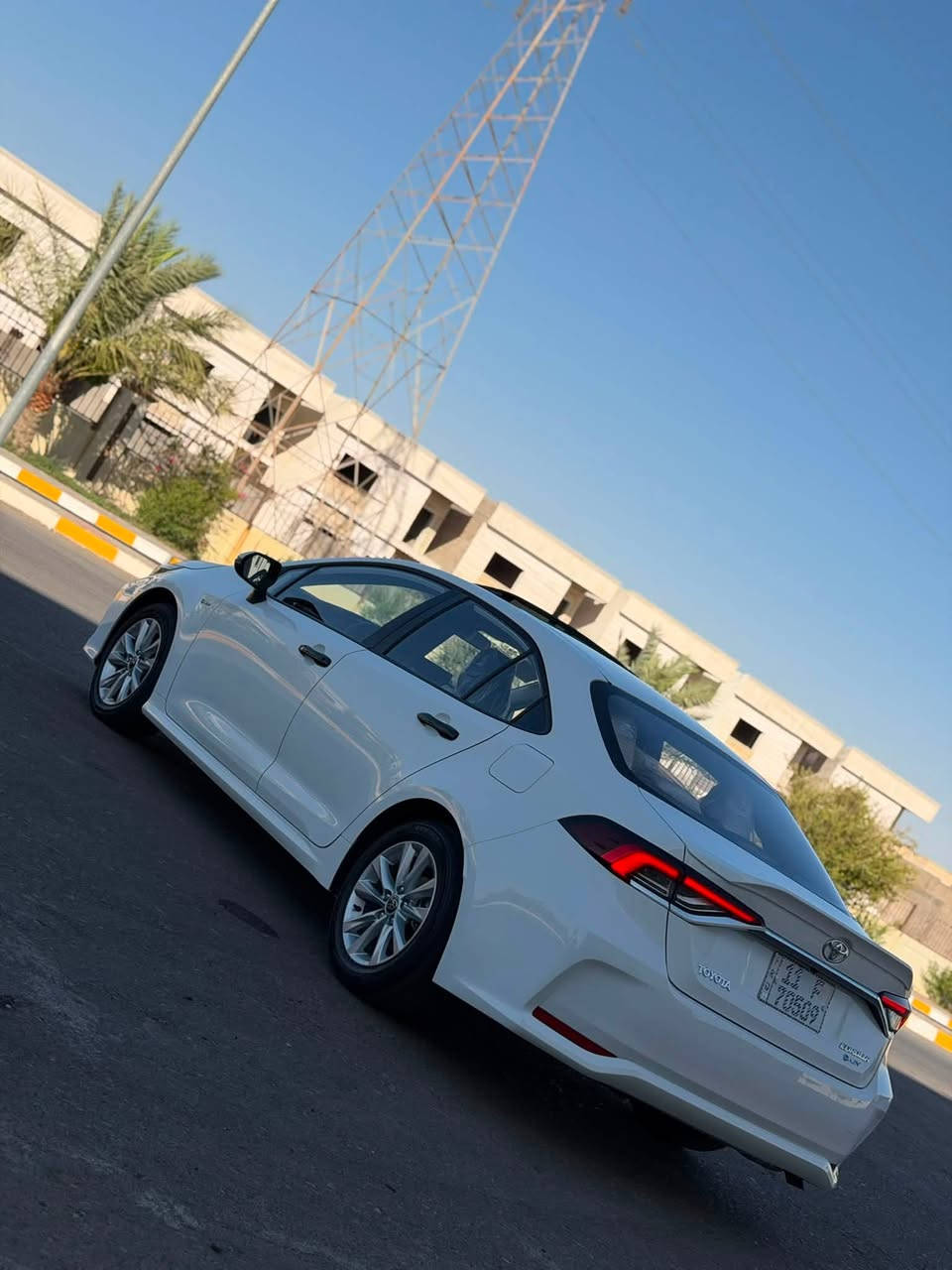 ⚜️بسم الله الرحمـن الرحيم ⚜️
COROLLA  2025 HEV  11000 km 

🛜 رادار امامي
🛜تحديد مسار 
🛜خروج عن المسار
🛜3 انضمة قيادة 
🛜 هاند بريك اوتو
🛜اوتو هولد
🛜كامرة خلفية دوارة 
🛜توقف ذاتي 
🛜جلد اسود 
🛜 بصمة عدد ٢

🔴ملاحضة السيارة ع وضع الوكاله 

السـعــ🔴ـ ر 161 مجالك حك جيتك فقط 

 ⚜️***********  صاحب السيارة ⚜️
