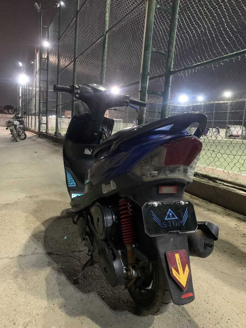 السلام عليكم ماكس كفالة عامه  مانقصها برغي بلاديه مال رنبه صارلها ٣اشهر نازلة. من رنه. العنوان بغداد تقاطع النهروان السعر ٩٠٠وبيها مجال  التصال***********
