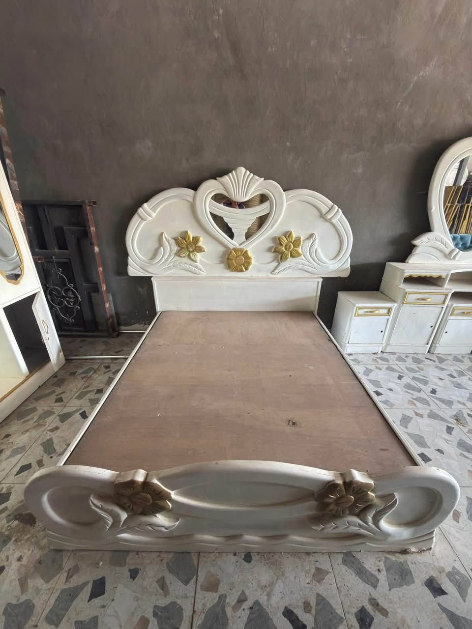 غرفه نوم لبيع البيضه تسكام عىراقي مصبوغه ابيض الثانيه تركي الحده سعره 250قفل العنوان بل مطار بشارع الشفلات يم أسواق الدجيلي وتصل ع


**إذا كنت صاحب هذا الإعلان وتريد حذفه لأي سبب، رجاءا أرسل رسالة إلى الدعم الفني**
