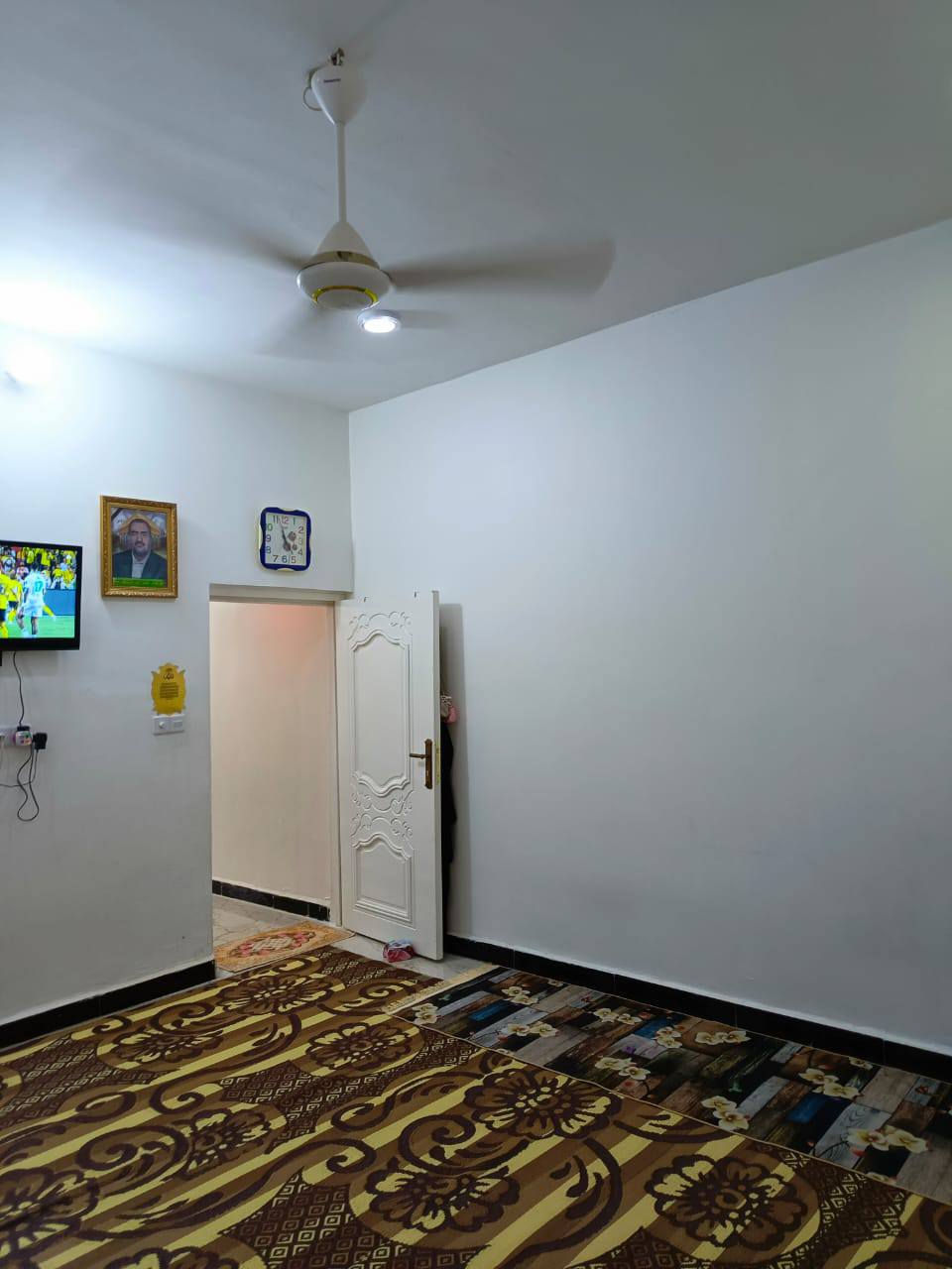 دار سكني #للبيع🏠

🌎موقعه #حي_الفرات_شارع_جامع_الرسول
خدمات وتبليط ومجاري وكلشي متوفر 

مساحته 100متر البيت طابقين
الطابق الارضي- استقبال - صاله- غرفه -مطبخ - صحيات خارجيه - وداخليه
الطابق الثاني -صاله -وغرفه - 

👇👇👇👇
#السعر خاص
للاستفسار اكثر
#واتساب_اتصال_***********📞
أو مراجعه مكتب السند للعقار الكائن في الجزائر شارع المطاعم مقابل مدارس التفوق الاهليه

