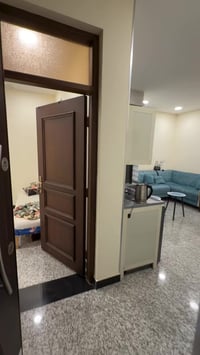 شقة مؤثثة للإيجار – الحارثية  شقة حديثة ومؤثثة بالكامل في موقع مميز في...