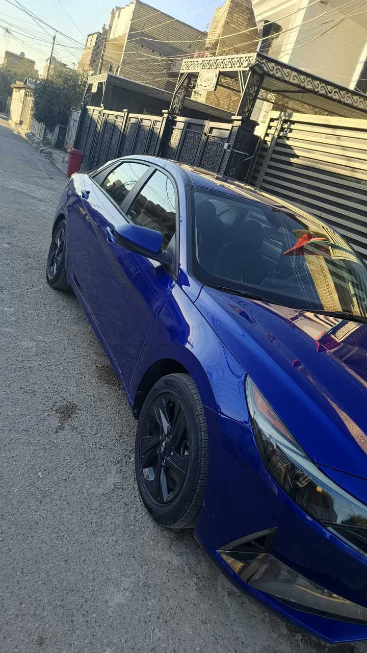 سلام عليكم 
النترا هايبرد 
وارد امريكي 
موديل 23 
مواصفات 

٣ مودات قياده 

بصمه 
رادار امامي وخلفي
توقف ذاتي
مري جانبيات نقطه عمياء

تحكمات ستيرن جهتين 
شاشه 
تبريد بيانو
هند بريك بصمه
اتو هولد 
تدفئه كشنات
كامره دواره
السياره مبدل بيها جاملغ وبنيد اصليات 
للاستفسار ااكثر 
*********** 
السعر 148 وبيها مجال بسيط
