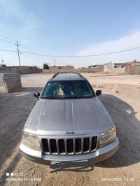 جيب شيروكي للبيع موديل 99  مكينه ملكه سياره خير من الله نضيفه السعر 55...