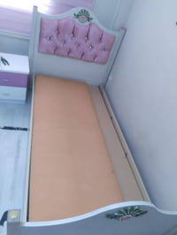 جرابي بناتيه للبيع عدد 2 مع كومدي ودوشك سعر 100 للتواصل 07517122334