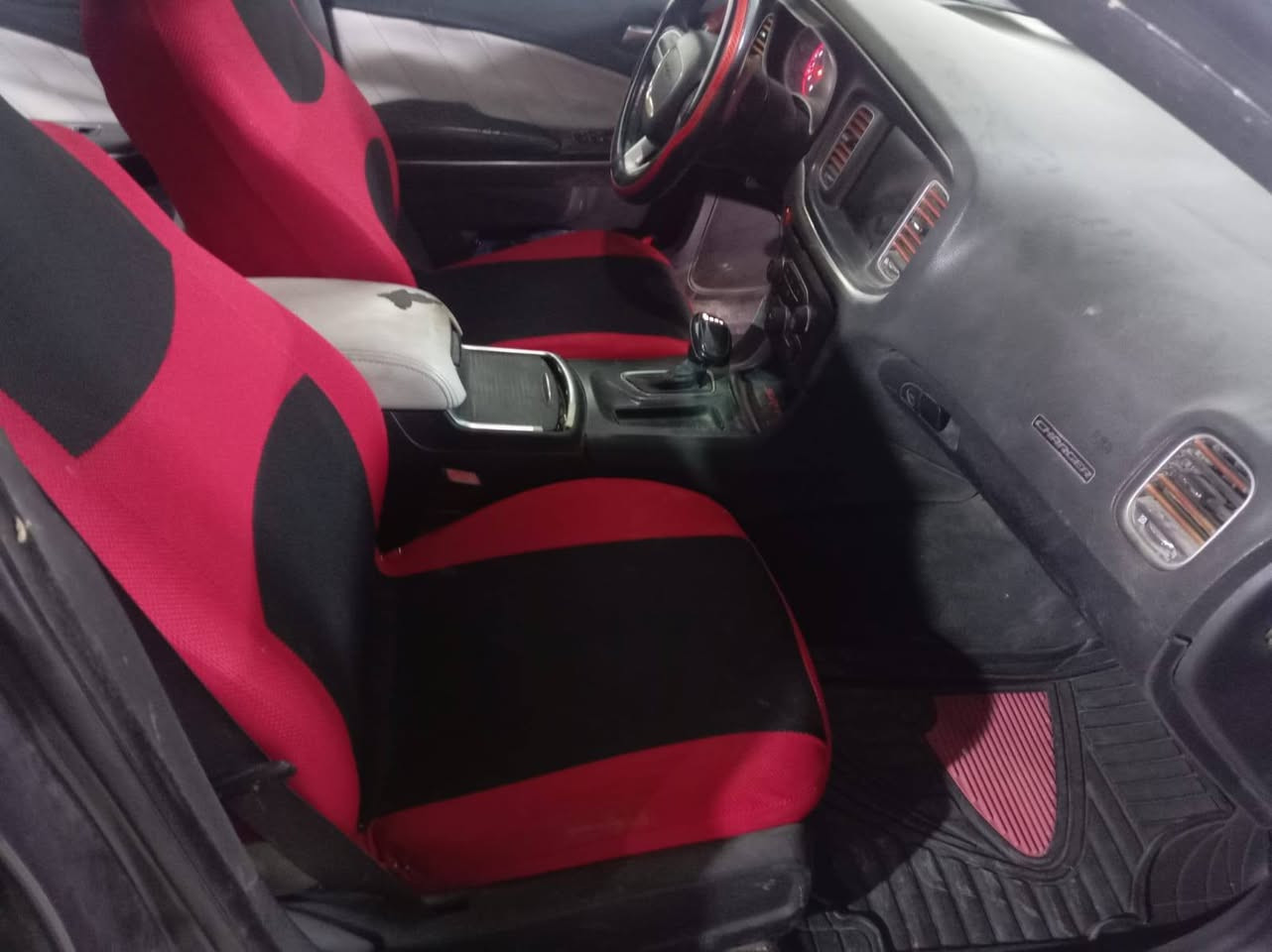 السلام عليكم مكلف بالنشر
جارجر موديل 2016
8سلندر
سنويه لحد 2030
تفاصيل لهذه الرقم ***********
السعر 120 وبيه مجال
