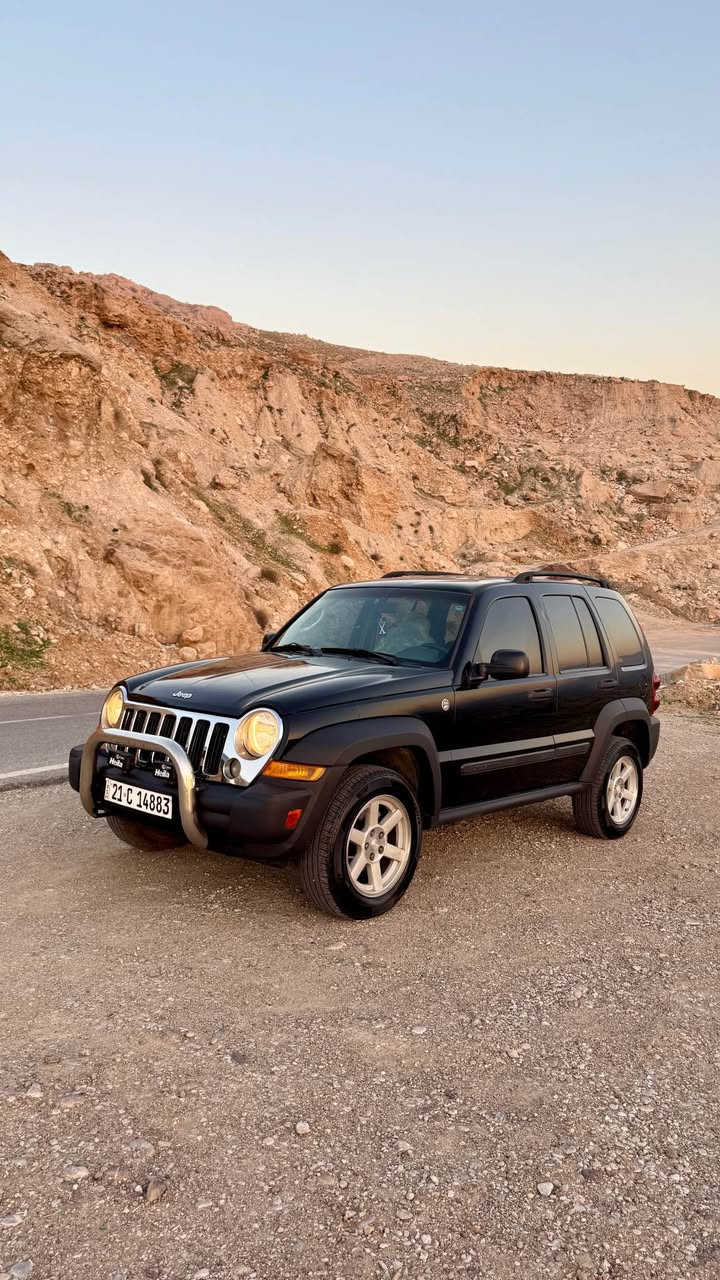 Jeep liberty 2007

فول مواصفات گێر اۆتۆماتیک دبل اکسل 

٢ پارچەی جەلاتینە 

رەقەم و سەنەوی تازەیە هەتا ٢٠٢٨

٤ تایەو ویلی تازەی لەژێردایە

گێر و مکینەی بەشەرت ٢٠٠ هەزار ڕۆشتوە

شوین/دەربندیخان

***********

*********** دار بنديهكان, السليمانية
