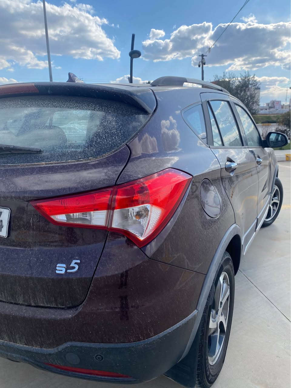 HAIMA. S5

مۆدێل ٢٠١٩ کامل مواسەفات هەموو گیانی بەشەرت توند و تۆڵ بێ مسرەف 

گێر و مەکینە و کارەبایی و تەبریت و گەرمی بەشەرت

سەیارەکە زۆر جوان و بێ نوقسانیە تەنها ١٢٧ هەزار رۆیشتووە

بێ بۆیاخ

لایت عەدەسە و لید

سلایت

کوشن جلد دورەنگ رەش و قەیسی کوشن سایەق و سەکن کارەبایی

شاشە و کامیرای ٣٦٠

تحدید سورعە و ڤۆلیۆمی سەر سوکان

ئاونە کارەبا و ئیشارەت و ئاوینەکان ئەخەون

٤ تایەی تازە و ٥ ویل کەپ سپێری دانەگیراوە

زۆر مواسەفاتی تر

مەکینە ١.٥ تۆربۆ بەبەنزینی نۆرمالیش کێشەی نیەزۆر بەهەلمەت و ئیقتساد لە بەنزین 

شوین / سلێمانی

هەموو زانیاریەکانم وەک خۆی

*********** السليمانية, العراق
