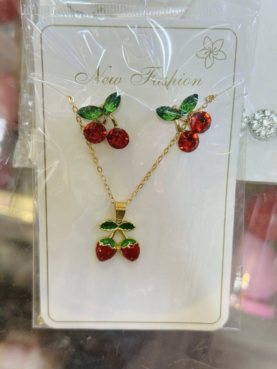 السلام عليكم 
متابعين مجمع النجمة 
حياكم الله رمضان كريم  
اليوم سوينالكم   عروض على الذهب البرازيلي  ٥٠  ٪؜  العرض مده أسبوع واحد 

العنوان ديوانية شارع الوكفة مجاور حواء ستايل مقابل احمد الفريجي
***********
