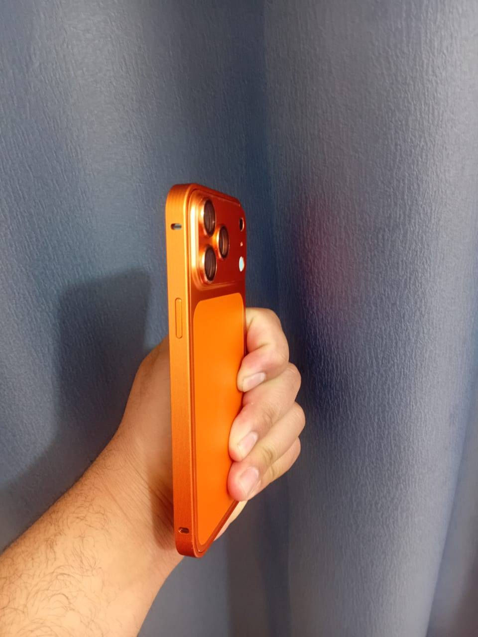 السلام عليكم ايفون 12 برو ماكس محور 17 لبيع مبدل شاشه البطاريه 77 السعر 300 التواصل علي هاذ الرقم ***********
