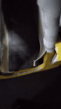 سلام عليكم تكتك للبيع مديل 18 مكينه ناعمه  تكتك خير من الله  أوراق اصولي مو رقم مراوس عادي تكتك بيه تعمير قليل ضربه من وره بس ما بينه مراوس عادي مكان بغداد مدينة الصدر ***********6 السعر 5
