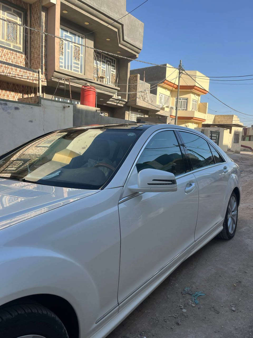 مارسيدس حجم S 350 موديل 2011 
وارد خليجي مكفوله كفاله عامه
رقم اربيل مميز بأسمي وكاله و تحويل ومباشر 

عداد المسافه 200 الف 
المواصفات 1/1 معروفه فول تجي 
محرك V6
سلايت 
كشنات جلد وكهرباء
كشنات خلفية كهرباء
كل الكشنات تدفئة تبريد
كل التجاوي كهرباء
بلوتوث 
تلفون
5ابواب شفط
5 بردات
حساس امامي خلفي
لايت وبك لايت لد
لايتات داينمك
جكات 
3 قطع تبريد  امامي خلفي وتكم
كير مكينه صدر تايرات تبريد كلة 100‎%‎ سياره جاهزه 
وبعد بيها مواصفات المصيب, بابل


**إذا كنت صاحب هذا الإعلان وتريد حذفه لأي سبب، رجاءا أرسل رسالة إلى الدعم الفني**