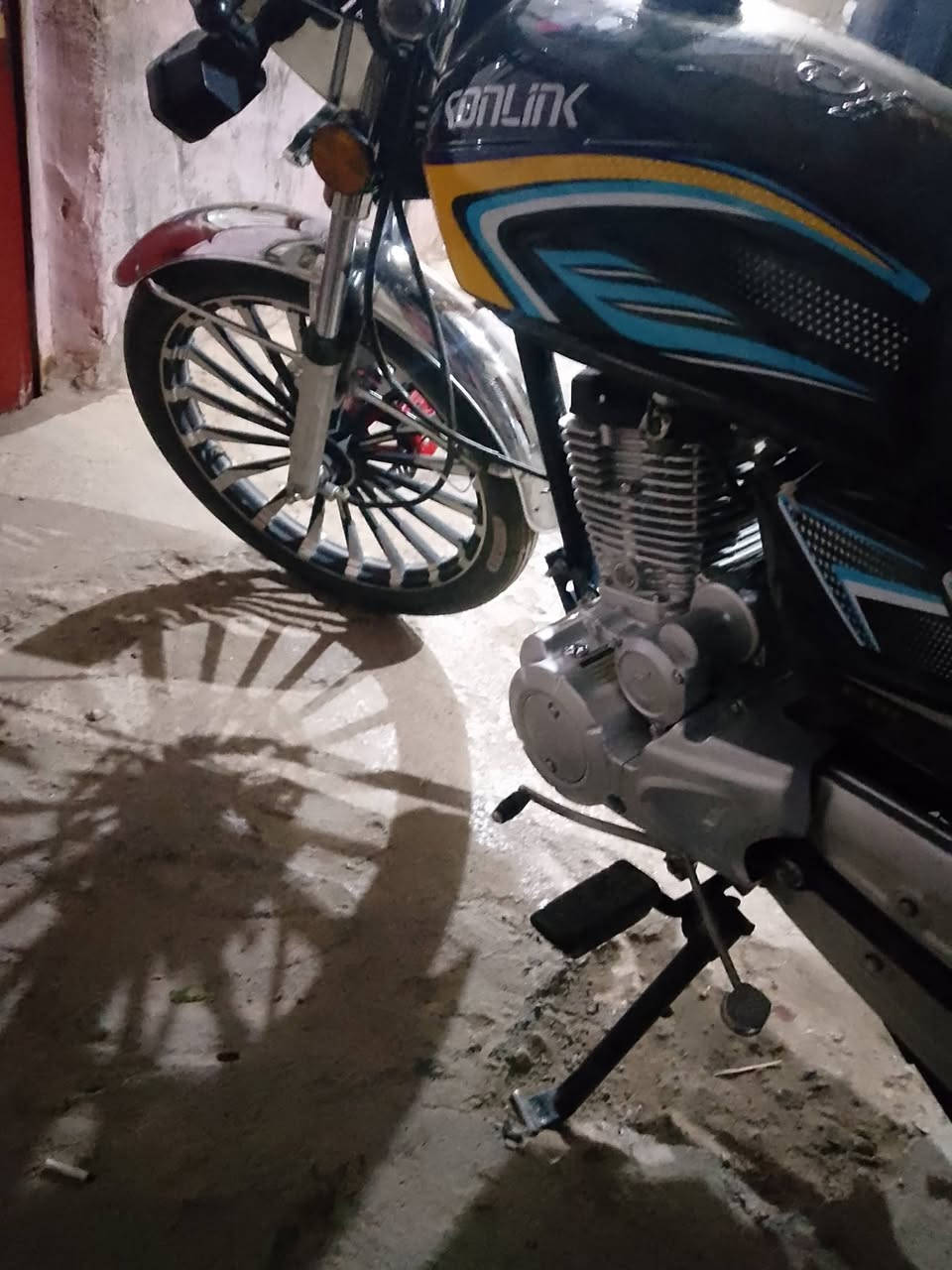 دراجة للبيع ***********
