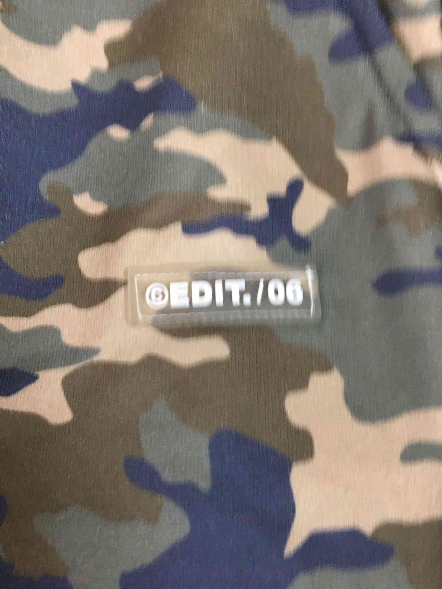 بوجايم عسكر يه مدني قطع مختلفه اللون شي
روعه باله اصلي القياسات مختلفه سعر 10 الف القطعه
نضافه فول للحجز  واتساب ***********
