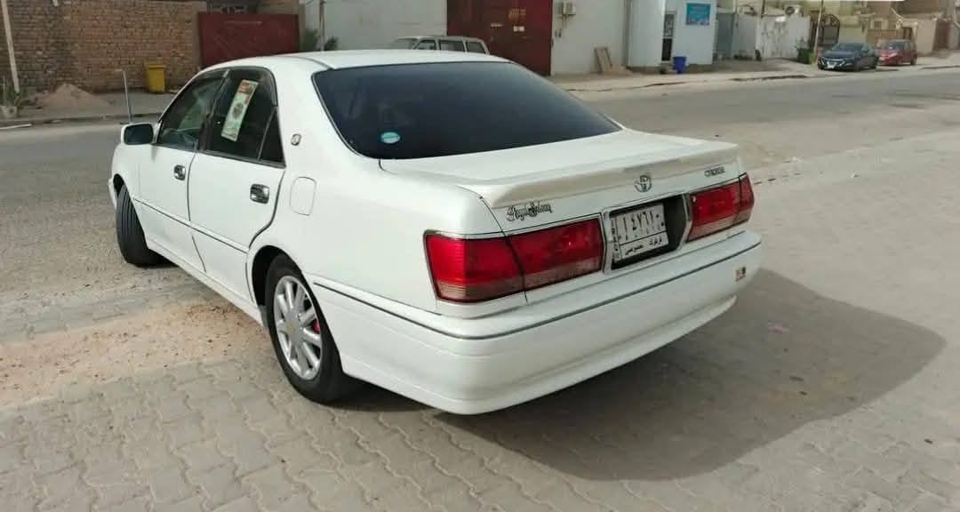 السلام عليكم للبيع ملكه مكفوله كصه ونقل جذه وضربه مصبوغه جماليه فقط لسياره جاهزه مجهزه مكينه وحداديه وتبريد وليدي كبال عينكم واحله من لصوره رقم كركوك كامله لسياره باقيه بس ستلام لوحات فحص وكمرك وهزه كله كامله المكان كربلاء للاستفسار ***********
