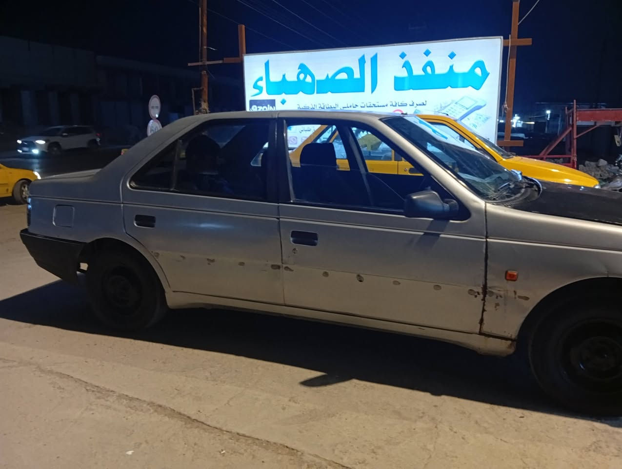 السلام عليكم بيجو روى موديل 2007سياره حلوه ونضيفه سياره كير محرك كهربائيات تخم تاير سياره جاهزه شواصي معمرات تعمير فول سياره نقصه صدر امامي رقم بغداد الماني سعره 17وبيه مجال العنوان بغداد جسر ديالى الجديد رقم الهاتف ‏‪0788 655 8279‬‏ متواجد واتساب مازنجر
