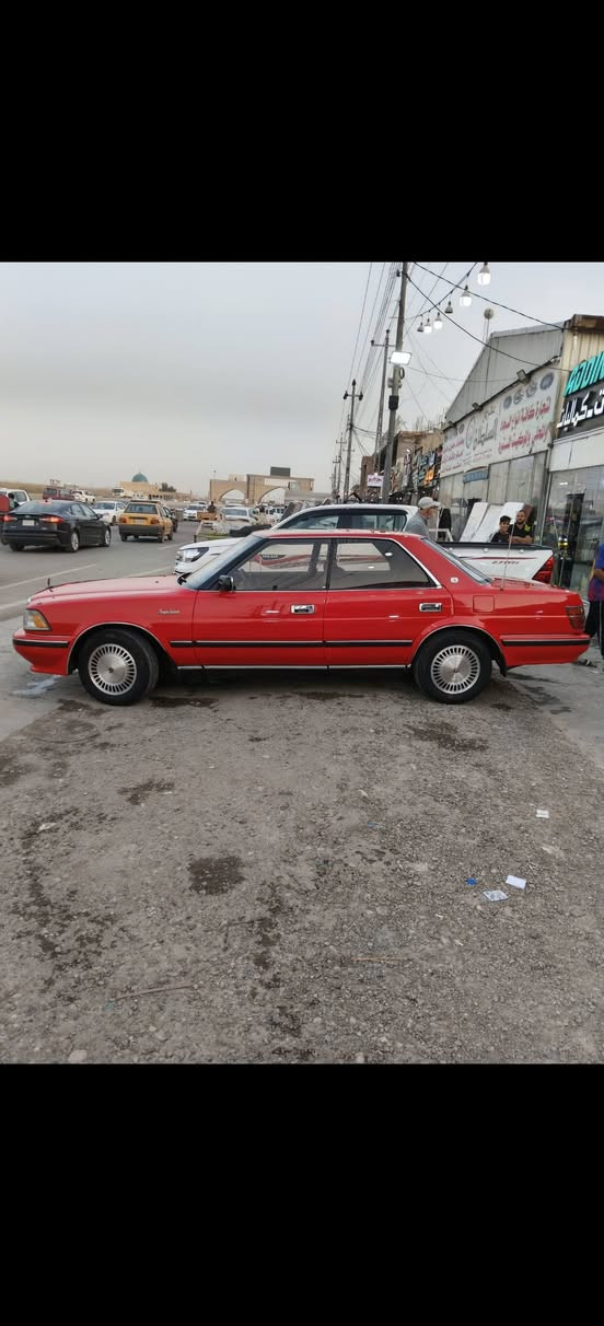 السلام عليكم سوبر90للبيع بغداد انكليزي  ثاني يوم تحويل سيارة معمرة وحلوة الرقم ***********
