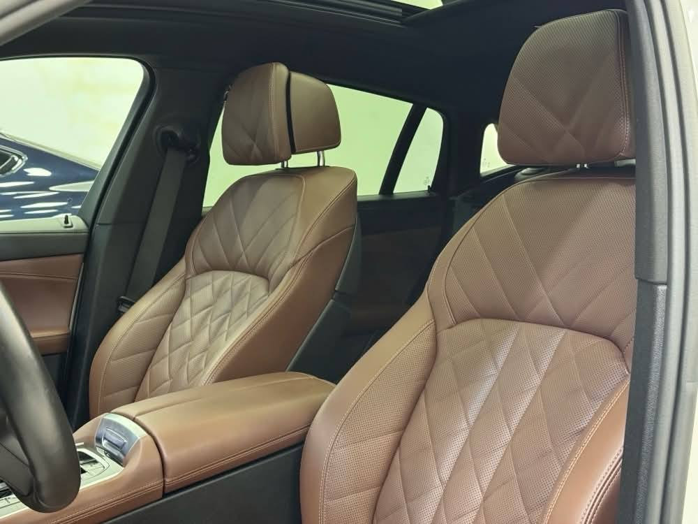 کوردی ـ عربـــــي 
BMW X6 M-PACKAGE BLACK EDITION PRO 2025
Engine: V6 3.0L 🚀
ژمارە کاتی 
34 هزار روشتووە 
کلین تایتل// بێ بویاغ 
دەعامی بۆ دەعامی بە شەرت 💯
وارد ئەمریکی 🇺🇸 
داخل قهوای بیلادی 🤎
💰نرخی 730 وەرقە و مجال
شەغال , بانوراما , داتاشوو, 360 کامیرە , حەساس , رادار, X-DRIVE  زور تایبەتمەندی تر ...
📍شوێن هەولێر 
~~~~~~~~~~~
0751-2004-377
0772-818-6453
~~~~~~~~~~~
BMW X6 M-PACKAGE BLACK EDITION PRO 2025
Engine: V6 3.0L 🚀
رقم کاتي 
ماشي 34 الف
کلین تایتل// بدون صبغ 
دعامي ب دعامي شرط 💯
وارد امریکي 🇺🇸 
داخل قهوای بیلادي 🤎
💰سعر 730 ورقة بي مجال 
داتاشو , بانوراما , شغال , 360 کامیرة , حساس, رادار , X-DRIVE ...
📍مکان سیارة اربیل أربيل, العراق


**إذا كنت صاحب هذا الإعلان وتريد حذفه لأي سبب، رجاءا أرسل رسالة إلى الدعم الفني**