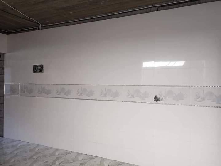 اسطه كوردو كاشي نشتغل كاشي بورسلين و گرانيت و مرمر موزايك و حجر ***********
***********
