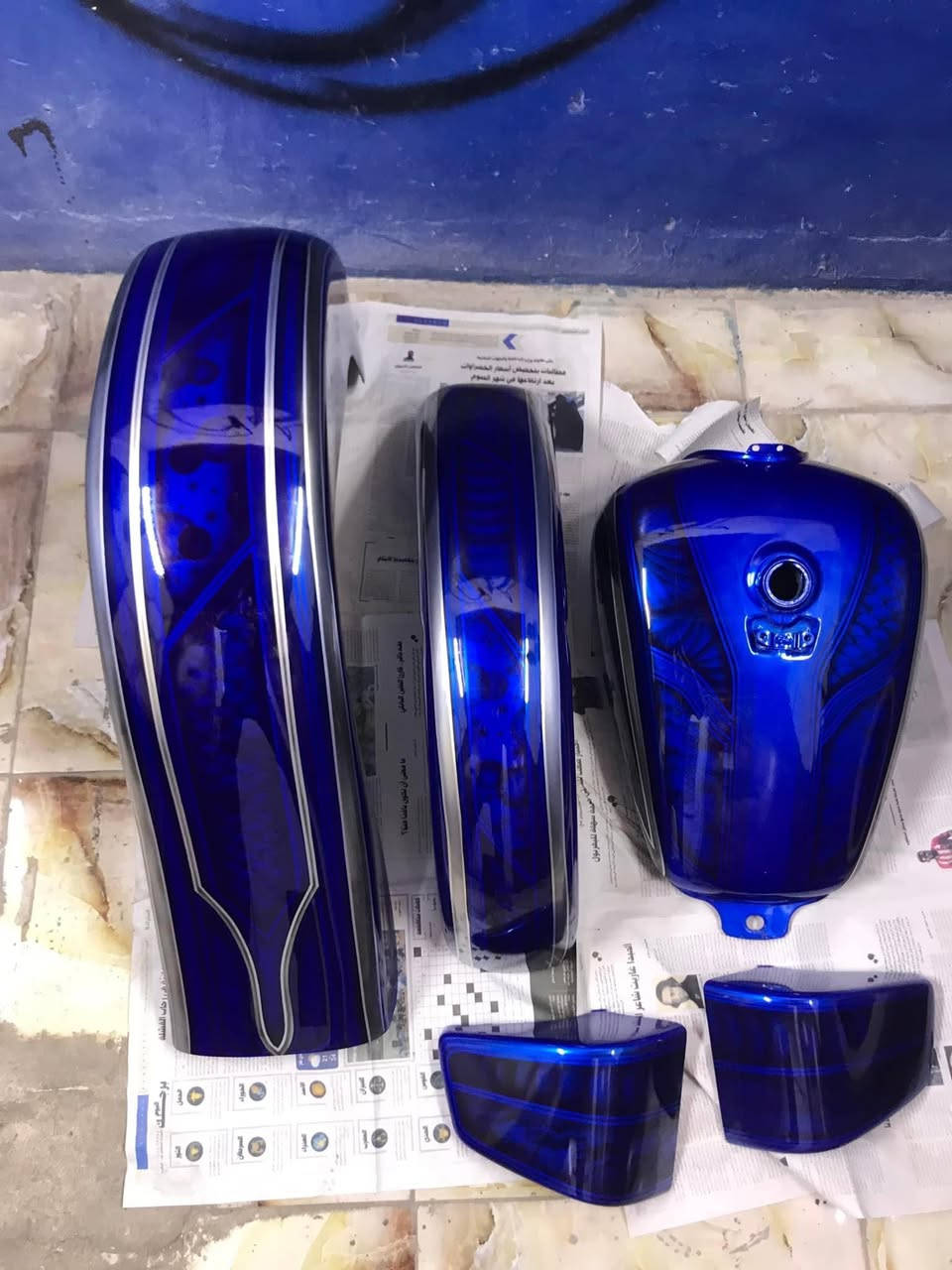 السلام عليكم صبغ ووشم جميع انواع الدراجات  حسب طلب الزبون وهذا جانب من اعمالي   
العنوان الشيخ عمر شارع مرقد سيد ابراهيم 
للتواصل على الخاص او واتساب ***********
حسن cj
