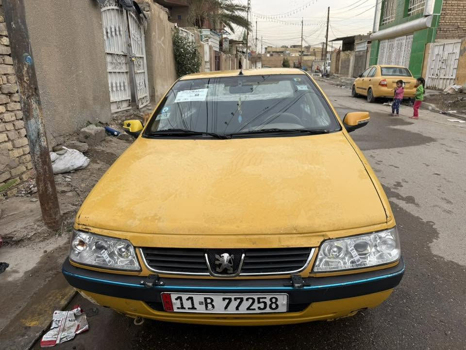 سلام وعليكم سياره بيجو لميس للبيع أو مراوس حسب القناعه سياره جاهزه مابيه نقص تبريد صدر تايرات جدد موديل ١٢ محدث ١٣ سعر ٣٠ وبيه مجال مكان بغداد رقم ***********
