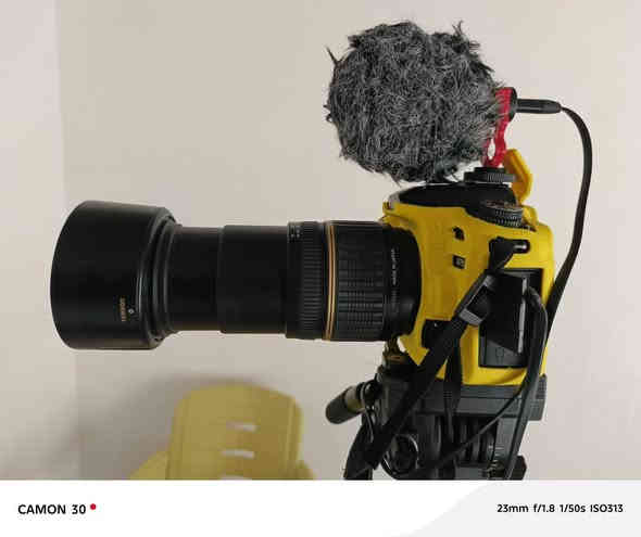 كامرة Nikon d7500 مع معدات تصوير كاملة للبيع  ( وبشكل مستعجل جدا) 

( ابيع شلع مع المعدات ب 850 ألف ) 

للعلم سعر الكامرة وحدها بالسوك مستعمله ٩٧٥ 

المعدات 
ستاند هيدروليكي أصلي سعره بالسوك 75 ألف 
جنطة سعرها بالسوك 30 ألف 

معدات تنضيف 
مايك جو عام أصلي سعره بالسوك 35 

واير مايك سعره بالسوك 15 ألف 
+ هود الكامرة 
ذكرت الكم الأسعار حتى تعرفون شكد نازل بسعرها لأن مستعجل 

سعر البيع شلع 850 ألف 
مكاني كربلاء 
للتواصل ***********
متوفر واتساب ايضا كربلاء
