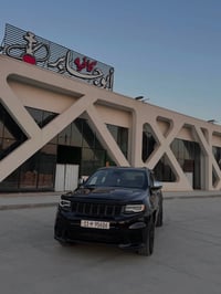 جيب :2014 لمتدد اسود رقم بغداد بأسمي   لسيارة محدثة بجم بلكامل  ماشية ...