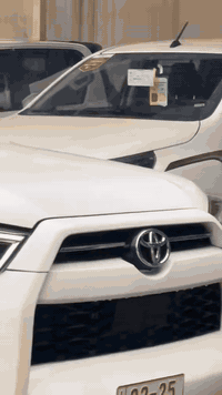 السلام عليكم 
      موديل2023سعر 280 ورقه دولار بيها مجال 
TOYOTA  4RUNNER SR5 Preniuim✍️
~ تويوتا فور رنر 
~ وارد أمريكا  
~ محرك 6 سلندر  / V6 
~ فئة SR5 Prenium 
~سيارة بوند وجملغ تبديل شركة نفس لون
~ ايرباك سترن و برده رجعت بيلادي 
~موصفات 1/1 
~ بصمة 
~ فتحة ( سيلايت )
~ فور ويل ( 4*4 ) 
~ شاشة كبير  كاميرة دوار 
~ ستيرن هيترة 
~ كاميرة خلفية 
~ داخلية اسود ملكية 
~ رادار أمامي و جانبية 
~ كشن أمامي كهربائية 
~ كشن جلد هيتر
~ لايتات عدسة زينونة 
~تحديد سرعة 
~ حجم تايرات 17 
~ سبعة راكب ( ثلاث مقاعد)
~ ماشي 72  الف ميل 
~سيارة بدون رقم لازم ترقيم شيمالية 
~ رقم شانسي موجود للمنشور 
~ سعر  ( 280 )💰ورقة دولار بيها مجال 🤏
~ مكان عقرة 
 واتساب ***********
