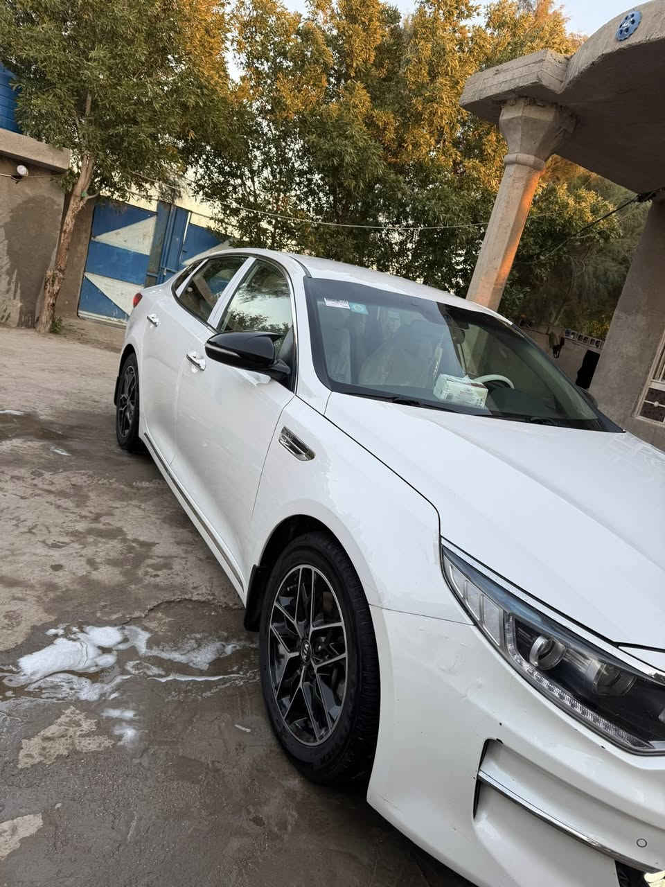 كيا وبتيما 2017  خليجي فول مواصفاته ماعده بنورامه بصمه لد اماي ولد خلفي وبصمه أبواب كشن كهربائي 
رقم بغداد نكليزي بسمي تحويل ثاني يوم مكان واسط ناحية شيخ سعد ***********
