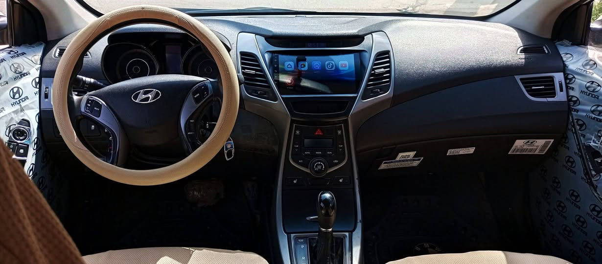 سلام عليكم:
النتره للبيع 2014.....

وارد خليجي ضررها جاملغ السايق.....

مواصفات السياره.....

هيتر في المقاعد الأمامي ولستيرن.....  

تبريد البيانو.....

مري شفط.....

اشاير في المري.....

مقاعد جلد.... 

تحكم استيرن.....

شاشه كبيره كامره.....

حساسات خلفيه.....

البجم زنون.....

محرك GDi 1600

السياره  جديده بمعنى الكلمه.....

مكان السياره بغداد اصليخ.....

سعر السياره (9800$)98ورقه وبيها مجال .....

الاتصال: ***********: ***********:
