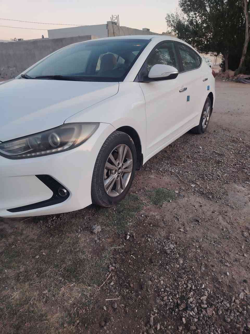 السلام عليكم النتره ١٧ خليجي مكفوله كفاله عامه من كلشي فول مواصفات رقم نجف بسمي محرك ٢٠٠٠ دوش جاهزه من كلشي مكانه غماس *********** مكلف بالنشر
