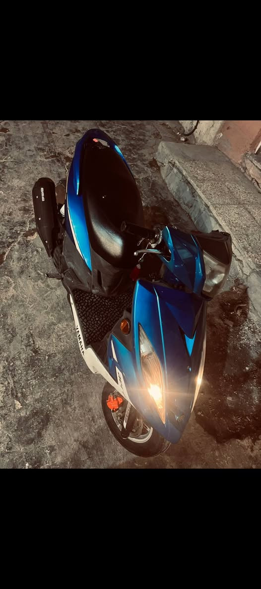 سلام عليكم دراجه GTR مكفول كفاله عامه صار له ٥ايام من نازله من الرمبه من شارع فلسطين بعده جديده بجيس شغل واطلع ربع متصرف عليه العنوان بغداد صليخ قرب تقاطع صليخ ***********سعر 1300موجود بكل وكت
