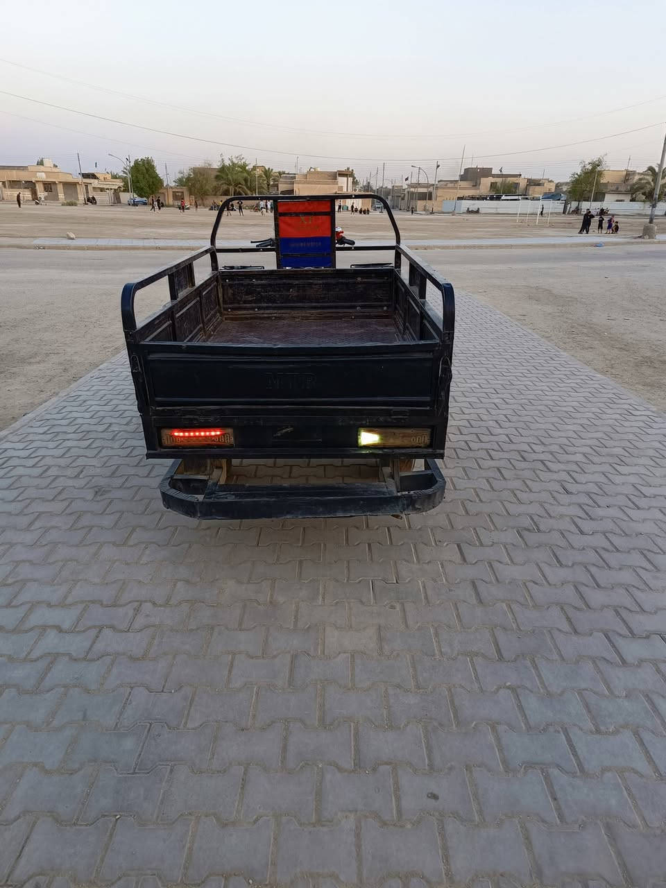 سلام عليكم ستوته للبيع موديل 2020 مكينه شرط 
جيس 

دراجه حلوه 

سعر خاص رقمي ***********
