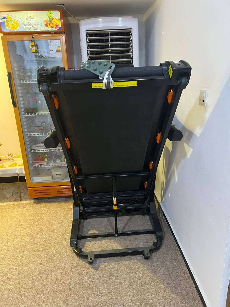 السلام عليكم جهاز جري فتنس الاصلي جبلي يحمل اوزان ثقيله وبي ماطور رجاج ومذوب شحوم السعر 550 مستخدم قليل الجهاز كلش نظيف العنان البصرة ابوالخصيب حمدان
رقم الهاتف // ***********
