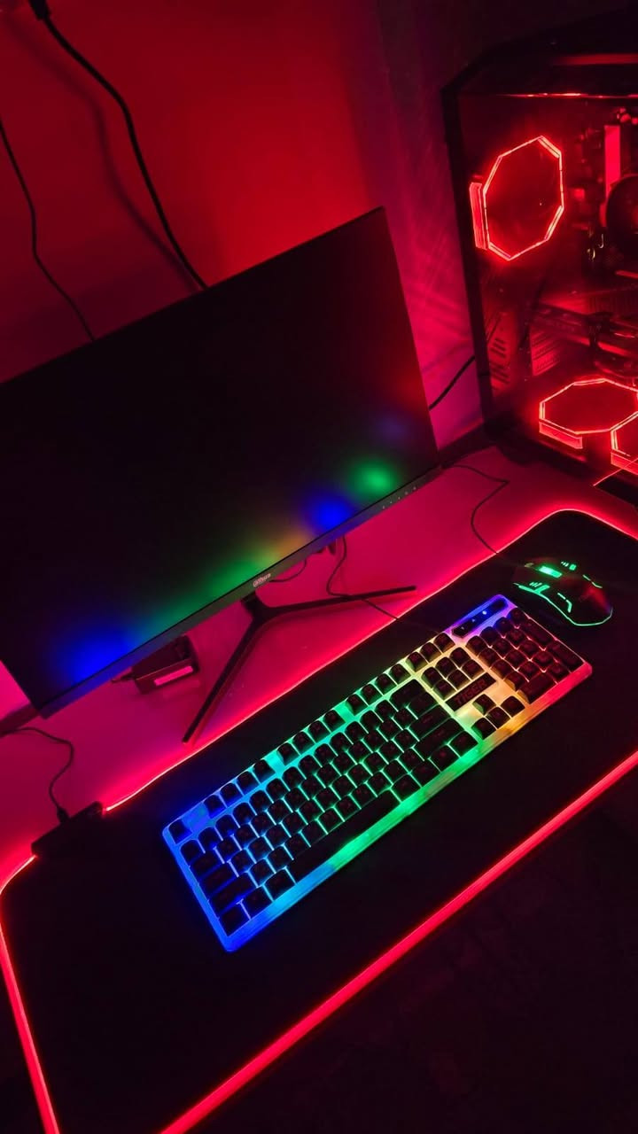 للبيع PC Gaming شبه جديد (عمره يوم واحد فقط)
مكلف بالنشر لحد يراسلني خاص 
***********
المواصفات:
المعالج: AMD Ryzen 5 5500
كرت الشاشة: NVIDIA GeForce RTX 5060 8GB
اللوحة الأم: ASUS Prime B450M-A II
الرام: 16GB DDR4 3200MHz (2×8GB)
التخزين: SSD 500GB
مزود الطاقة: Gamdias 550W 80+
الملحقات:
شاشة 24 بوصة IPS 144Hz
كيبورد Gaming
ماوس Gaming
Mouse Pad
قطعة Wi-Fi
الحالة:
الجهاز جديد، عمره يوم واحد فقط.
مع الكراتين
البصرة
مكلف بالنشر لحد يراسلني خاص 
***********
