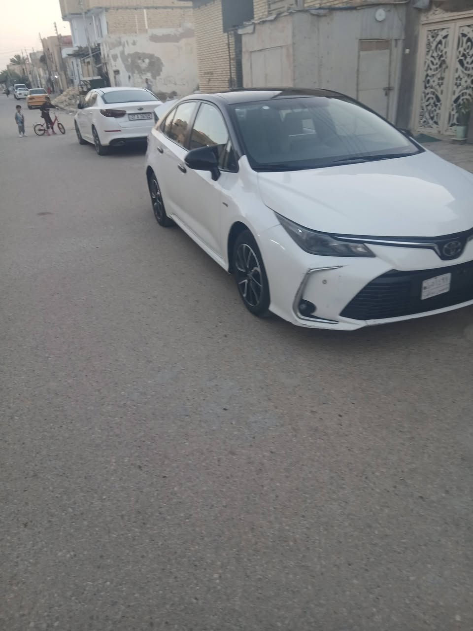 كورلا حرة موديل 2023 مكينة 1600وهذا رقمي ***********
