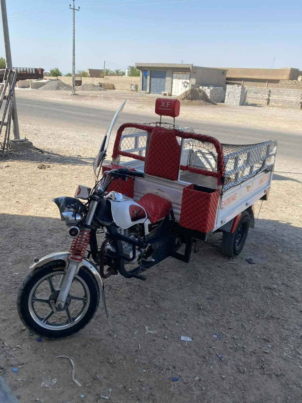 سلام عليكم ستوته ام طير مديل ٢٢ كامله كل نقص مابيه المكان ديالى سد حمرين سعر ١٤٥٠ وبيه مجال ***********
