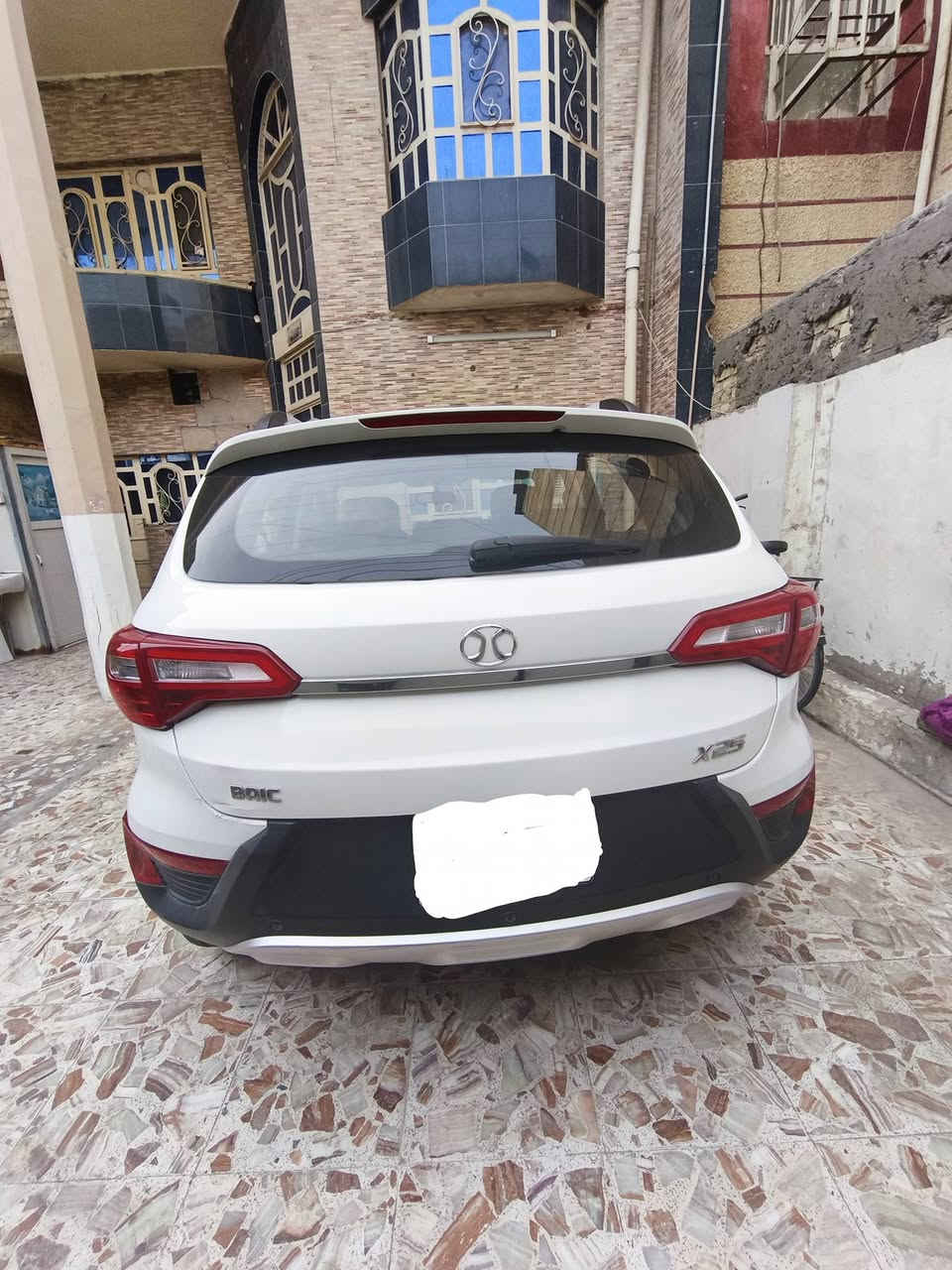 سلام عليكم
بايك x25 موديل 2020 
بغداد حره 
نضيفه جداً 
ماشيه 8500 كيلو متر 
على وضع الشركه حتى الايطارات
سعر 95 وبيه مجال للطيبين 
لالستفسار واتساب 
رقم ***********
