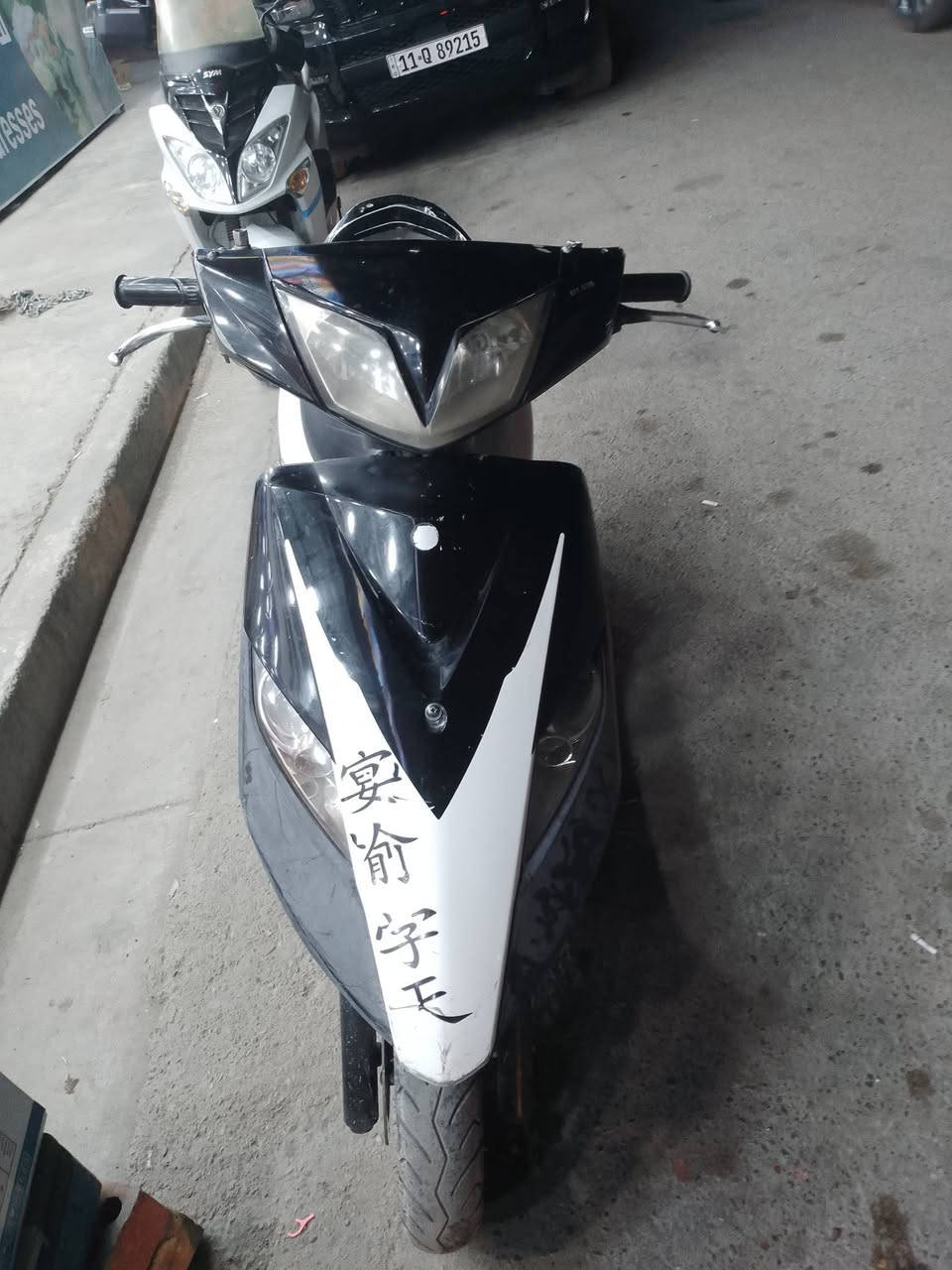 دراجه ثعلب للبيع في بغداد اعظميه قرب مقبره الملك الدراجه نضيف ونشطه امانه الله  السعر 480 وبيها مجال قليل حك الجيه لتواصل واتساب *********** والدراجه نواقصها فقط جوزه تشغيل لان خرطت عندي وجطلتها وعداد كيج بانزين وسرعه عاطل يرادله دشبول ب10 فقط هذني نواقصها
