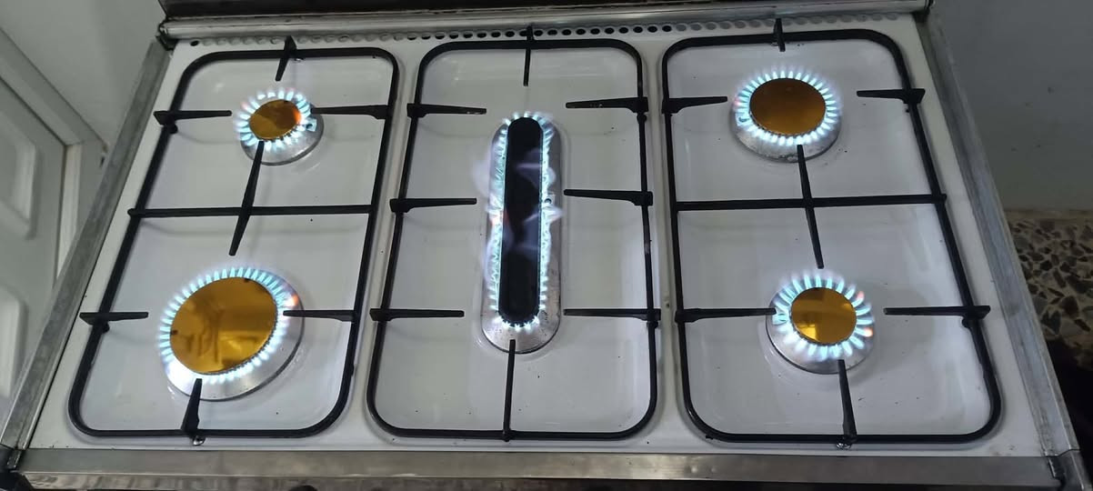 عرض مميز – طباخ عشتار عراقي 5عيون 
حجم عملي مناسب 80*50
 5 شعلات قوية 
 فرن شغال خط واحد
  لون ابيض مقاوم
💰 السعر: 170 قابل للنقاش
📍 العنوان: موصل – وادي حجر
🔹 للبيع أو المعارضة حسب الاتفاق والقناعة 🔹
✨ فرصة ما تتعوض ✨


**إذا كنت صاحب هذا الإعلان وتريد حذفه لأي سبب، رجاءا أرسل رسالة إلى الدعم الفني**