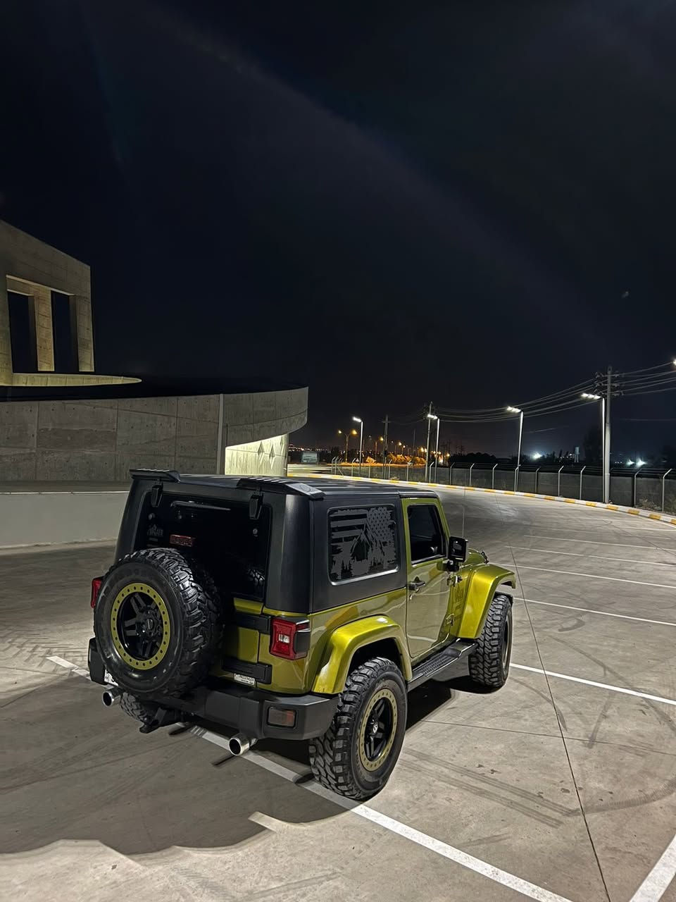 بسم الله الرحمن الرحيم
جێب ره‌نگله‌ر 

2010

بێ بۆیاخ گێر تۆماتیك 

جام كاره‌با 

سه‌نه‌وی تازه‌یه‌ 

به‌شه‌رتی گێر و مه‌كینه‌ و ده‌بل ئه‌كسل 

سعر خوار هه‌موو بازار

له‌سلێمانیم  

***********
سعر.137$ مه‌عمه‌له‌

فرۆشت و گۆرینه‌وه‌..
