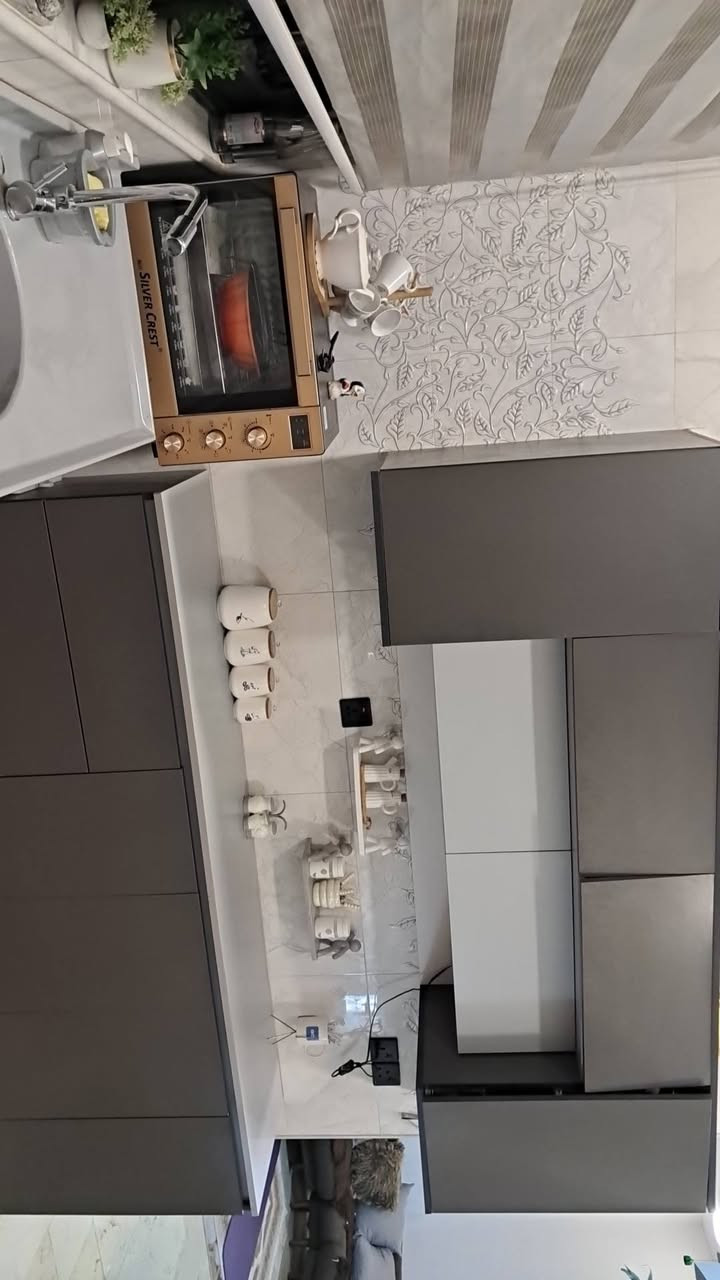 للبيع كاونتر ٣ قطع مترين المعرض ومترين السنك نضافته ٨٠/ ١٠٠  مع الاوفن  نضافه فول ٤٥٠ اي تفاصيل اجاوب على الخاص مكان الدوره


**إذا كنت صاحب هذا الإعلان وتريد حذفه لأي سبب، رجاءا أرسل رسالة إلى الدعم الفني**