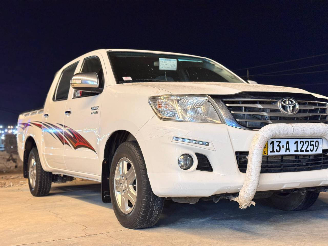 هايلوكس 2014 مكفولة من الصبغ كير واكسن وحداده خير من الله المكان المدينه بني منصور قرب الامام احمد بن علي للستفسار ***********
