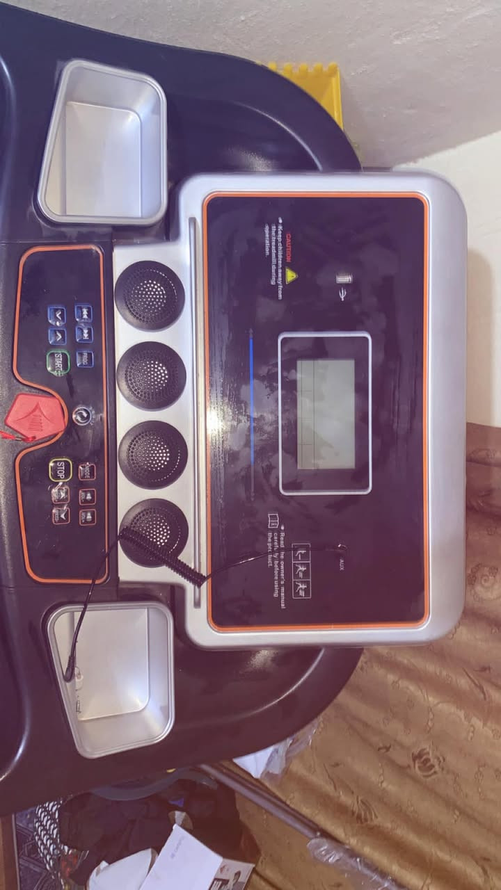 كاردو ،جهاز جري يفيد الي يحبون رياضة يومية والي يريدون ينزلون وزن ، طبعا والله جديد صارلي شهر من اخذتة ودا ابيعة لان اريد انتقل بغير مكان ،،، مكانة حي الإعلام ، السعر خاص


**إذا كنت صاحب هذا الإعلان وتريد حذفه لأي سبب، رجاءا أرسل رسالة إلى الدعم الفني**