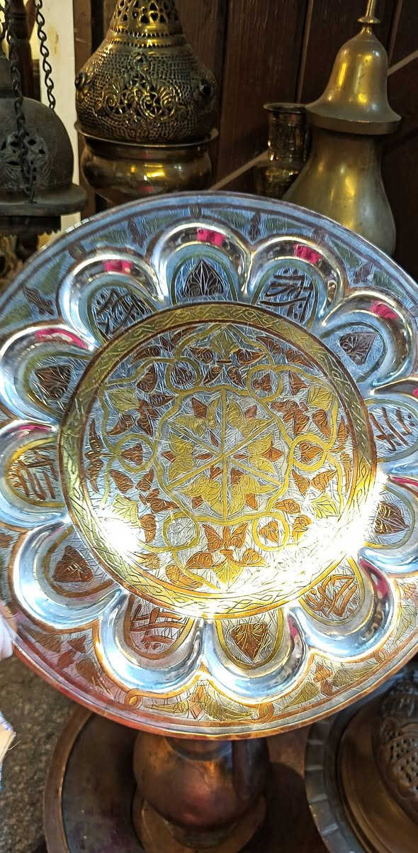 أستغفر الله العظيم، اللهم إني أسالك فيضا من فيوضات فضلك، سبحانك اللهم وبحمدك.
............................

للبيع بإذن الله:

- طبق تعليق نحاس مطلي فضه نقش أكثر من رائع وتلوين، تحفه فنيه قديمه، شغل قديم دقيق رائع، تحياتي،،😊

................................

الحمد لله حمدا كثيرا طيبا، نحمده ونشكره على نعمه وفضله علينا.

يسعد مساكم حبايبي،،،،،،

إستمتعوا معايا، التفاصيل بالفيديو،،،،


**إذا كنت صاحب هذا الإعلان وتريد حذفه لأي سبب، رجاءا أرسل رسالة إلى الدعم الفني**