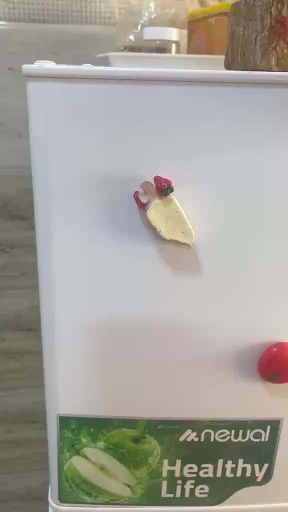 ثلاجه للبيع مكانه سماوه حي الحسين حيل نظيفه سعره 130 شراي يجي خاص 
حجم وسط


**إذا كنت صاحب هذا الإعلان وتريد حذفه لأي سبب، رجاءا أرسل رسالة إلى الدعم الفني**